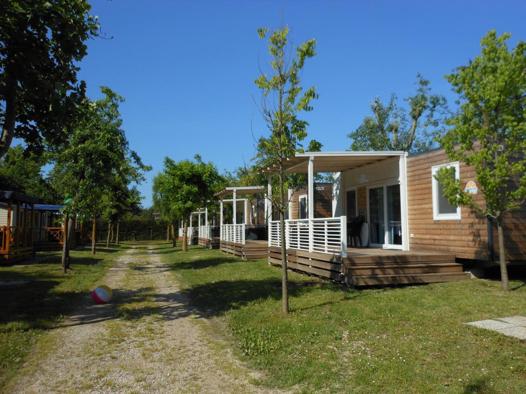 Albatross Mobile Homes On Camping San Francesco Duna Verde Zewnętrze zdjęcie